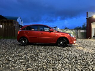 2011 Kia Rio II Рестайлинг, красный, 710000 рублей, вид 4