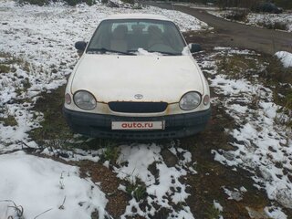 1997 Toyota Corolla VIII (E110), белый, 130000 рублей, вид 1