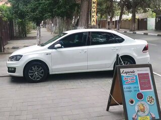 2019 Volkswagen Polo V Рестайлинг, белый, 1200000 рублей, вид 4