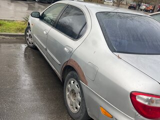 2001 Nissan Maxima V (A33), серебристый, 350000 рублей, вид 3