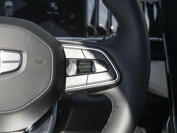 2026 Geely Atlas II, чёрный - вид 15