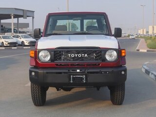 2026 Toyota Land Cruiser 71 70 Series Рестайлинг 2, красный, 10458000 рублей, вид 2