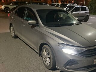 2021 Volkswagen Polo VI, серый, 1750000 рублей, вид 1