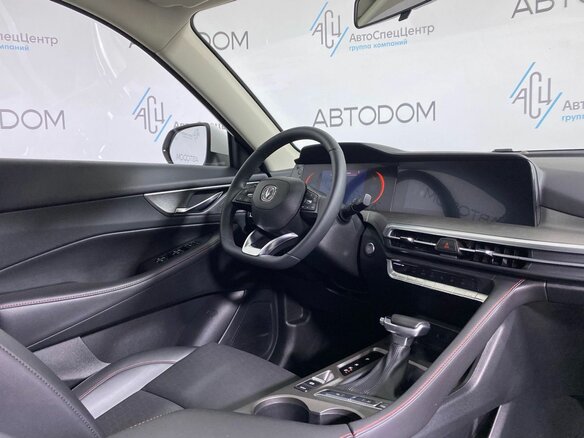 2022 Changan CS35 Plus I Рестайлинг, белый - вид 12