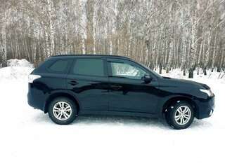 2014 Mitsubishi Outlander III Рестайлинг, чёрный, 1250000 рублей, вид 1