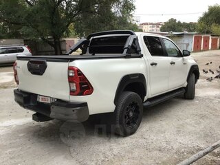 2020 Toyota Hilux VIII Рестайлинг 2, белый, 4680000 рублей, вид 3