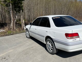 1998 Toyota Carina VII (T210), белый, 550000 рублей, вид 2