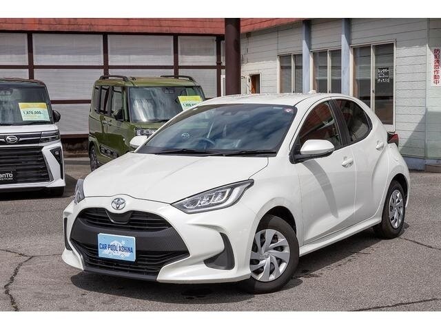 Открыть фотографии: Toyota Yaris IV
