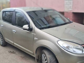 2012 Renault Sandero I, бежевый, 530000 рублей, вид 3
