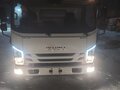 2023 Isuzu Elf (N-series), белый, 3000000 рублей - вид 4