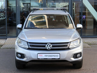 2013 Volkswagen Tiguan I Рестайлинг, серебристый, 1050000 рублей, вид 2