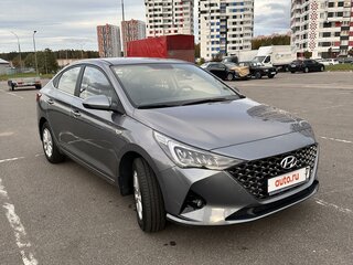 2021 Hyundai Accent V Рестайлинг, серый, 1950000 рублей, вид 2