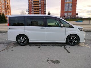 2020 Honda Stepwgn V Рестайлинг, белый, 3075000 рублей, вид 5