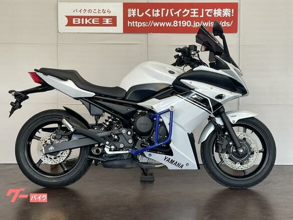 2013 Yamaha XJ6 (FZ6R), белый, 600000 рублей