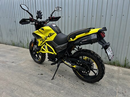 2025 Regulmoto Duke, жёлтый, 165000 рублей, вид 2
