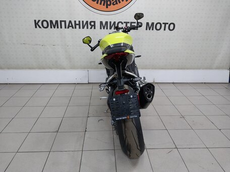 2026 Triumph Speed Triple, жёлтый, 1979000 рублей, вид 4