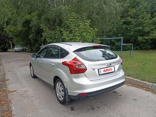 2011 Ford Focus III, серебристый, 375000 рублей, вид 5