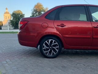 2019 Lada (ВАЗ) Granta I Рестайлинг, красный, 600000 рублей, вид 3