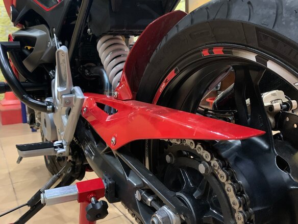 2019 BMW G 310 R, красный, 500000 рублей - вид 15