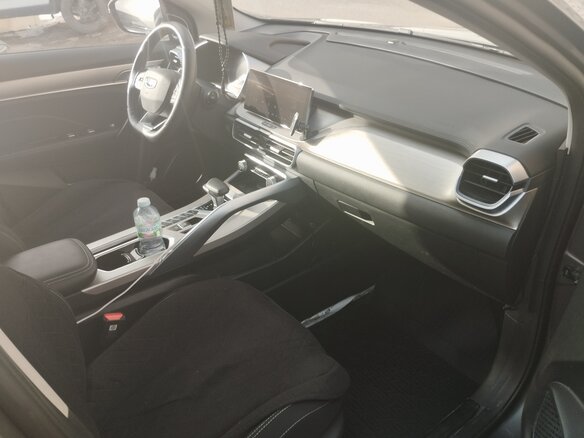 2023 Geely Coolray I, серый, 1690000 рублей - вид 5