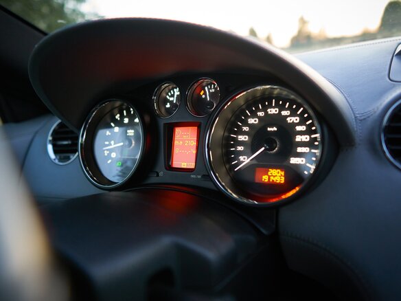 2010 Peugeot RCZ I, серый - вид 15