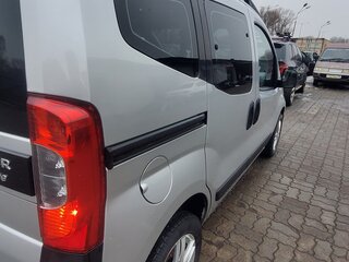 2010 Peugeot Bipper, серебристый, 690000 рублей, вид 3