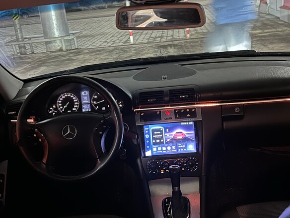 2005 Mercedes-Benz C-Класс 230 II (W203) Рестайлинг, чёрный, 270000 рублей - вид 12