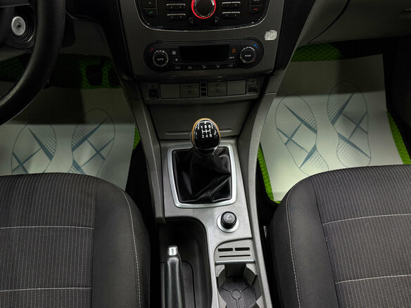 2010 Ford Focus II Рестайлинг, чёрный - вид 13