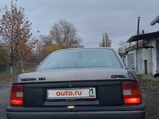 1991 Opel Vectra KAT A, серый, 380000 рублей, вид 3