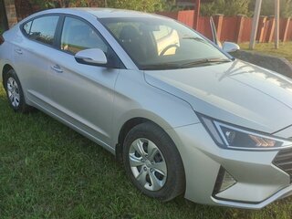 2019 Hyundai Elantra VI (AD) Рестайлинг, серебристый, 1750000 рублей, вид 3