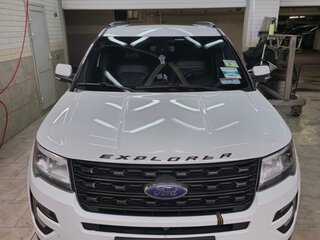 2016 Ford Explorer V Рестайлинг, белый, 2700000 рублей, вид 2