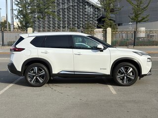 2024 Nissan X-Trail IV, белый, 4150000 рублей, вид 4