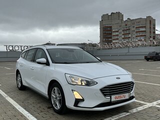 2019 Ford Focus IV, белый, 1600000 рублей, вид 3