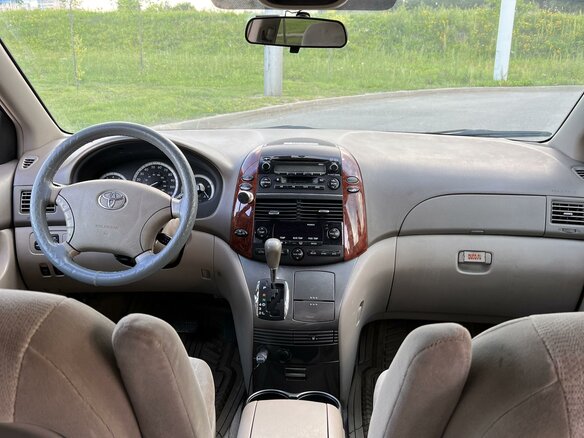 2005 Toyota Sienna II Рестайлинг, бежевый, 990000 рублей - вид 16