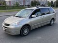 2005 Toyota Sienna II Рестайлинг, бежевый, 990000 рублей