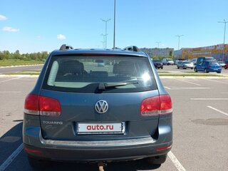 2004 Volkswagen Touareg I, серый, 810512 рублей, вид 5