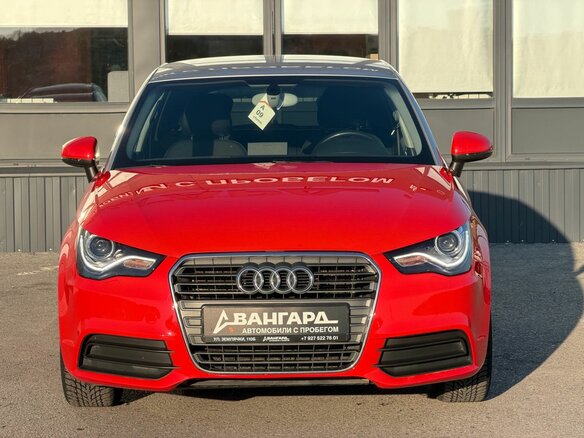 2013 Audi A1 I (8X), красный, 920000 рублей - вид 2