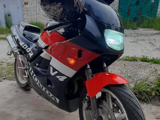 Honda VFR 400