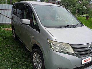 2012 Nissan Serena IV (C26), серебристый, 1050000 рублей, вид 1