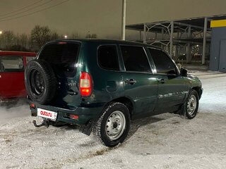 2005 Chevrolet Niva I, зелёный, 180000 рублей, вид 3