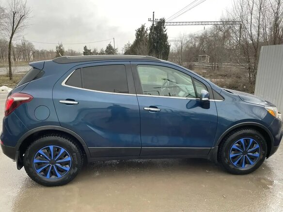 2019 Buick Encore I Рестайлинг, синий, 1390000 рублей - вид 1