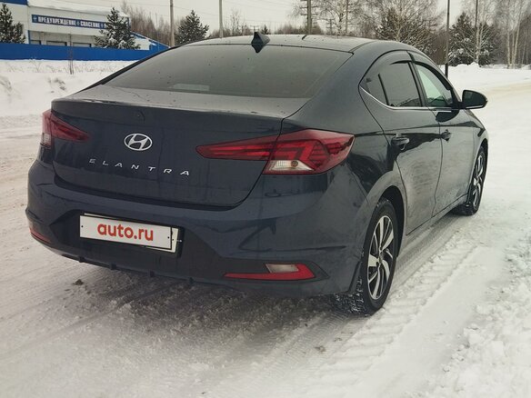 2019 Hyundai Elantra VI (AD) Рестайлинг, синий, 1835000 рублей - вид 8