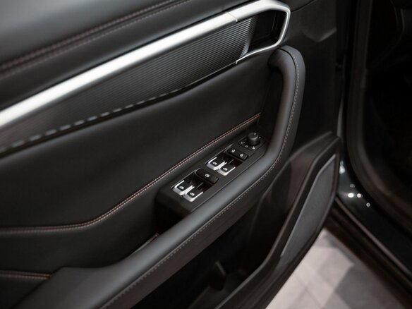 2025 Geely Okavango I Рестайлинг, серый, 3988990 рублей - вид 14
