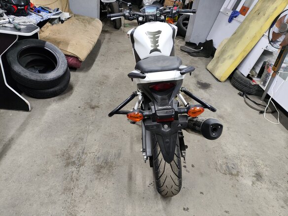 2013 Honda CB 400F, белый, 400000 рублей - вид 7