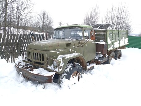 1979 ЗИЛ 131, зелёный, 280000 рублей, вид 1