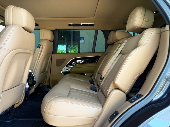 2022 Land Rover Range Rover P400 MHEV V, серый, 16463519 рублей - вид 17