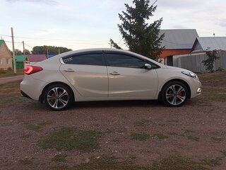 2014 Kia Cerato III, серебристый, 1410000 рублей, вид 4