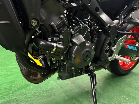 2021 Yamaha MT-09 (FZ-09), серый, 1150000 рублей - вид 22