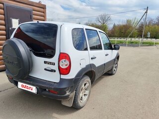 2020 Chevrolet Niva I Рестайлинг, белый, 990000 рублей, вид 2