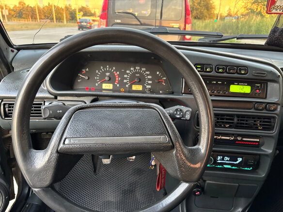 2010 Lada (ВАЗ) 2115, серый, 270000 рублей - вид 8